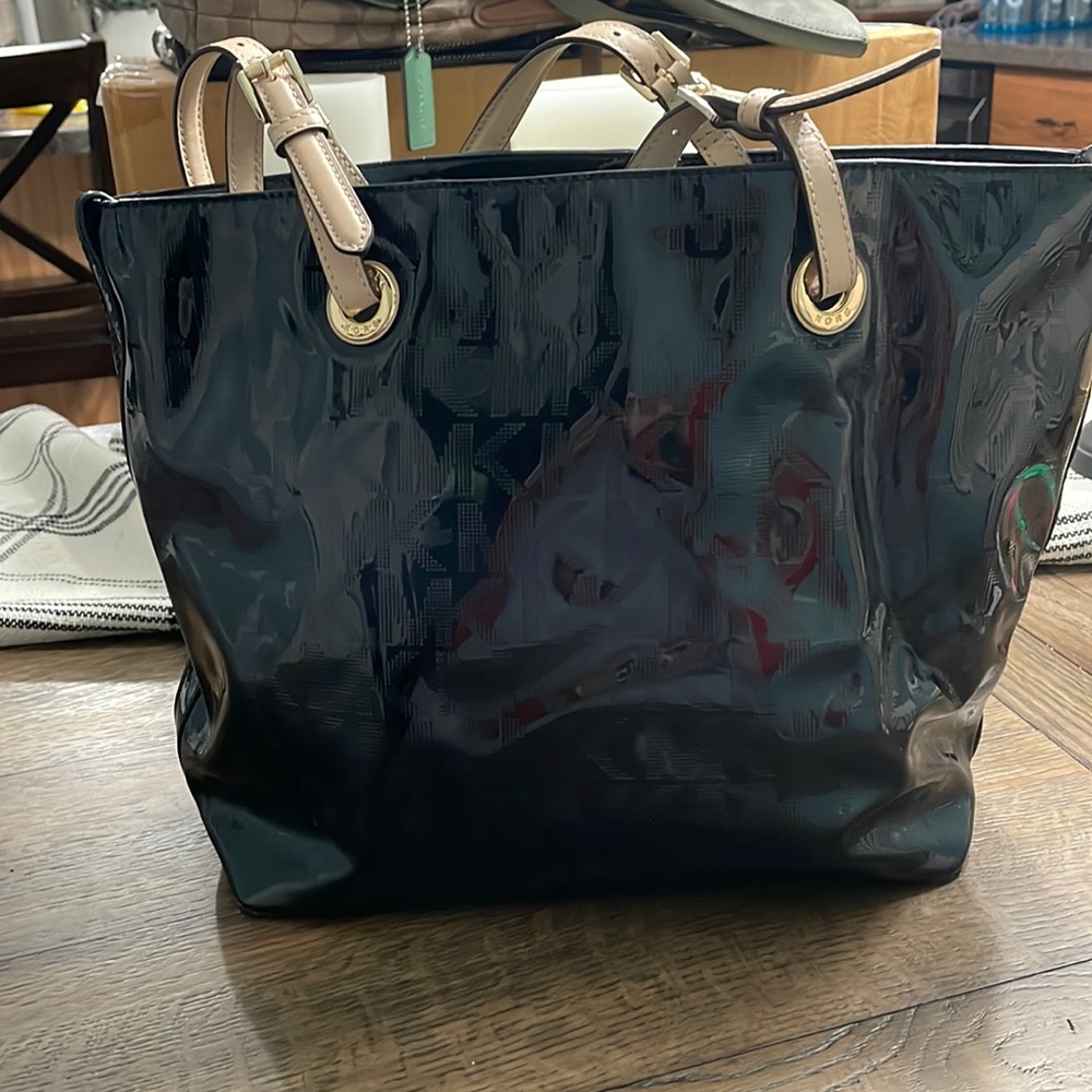 MK Tote